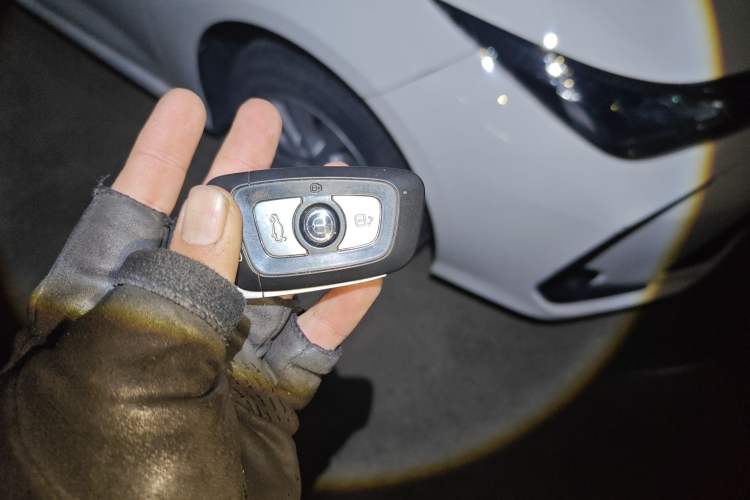 Used Brilliance V6 2018 1.5T Automatic Prestige Model Vehicle Key