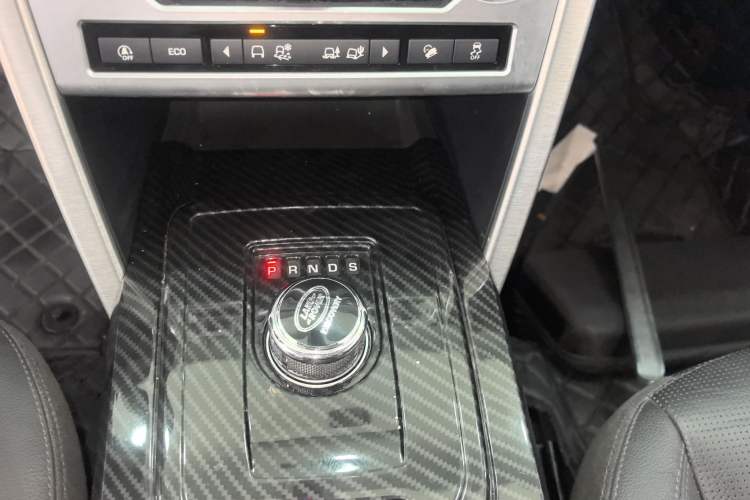 Used Land Rover Discovery Sport 2019 240 PS SE Version China VI Standard