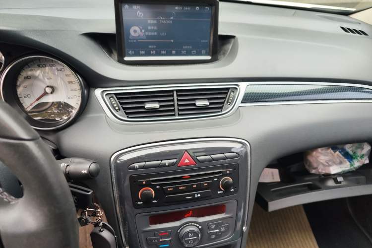 Used Peugeot 308 2013 1.6L Automatic Fashion Model