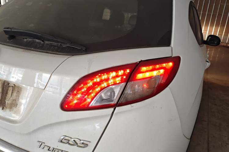 Used GAC Trumpchi GS5 2014 2.0L Manual Two-Wheel Drive Anniversary Value Edition