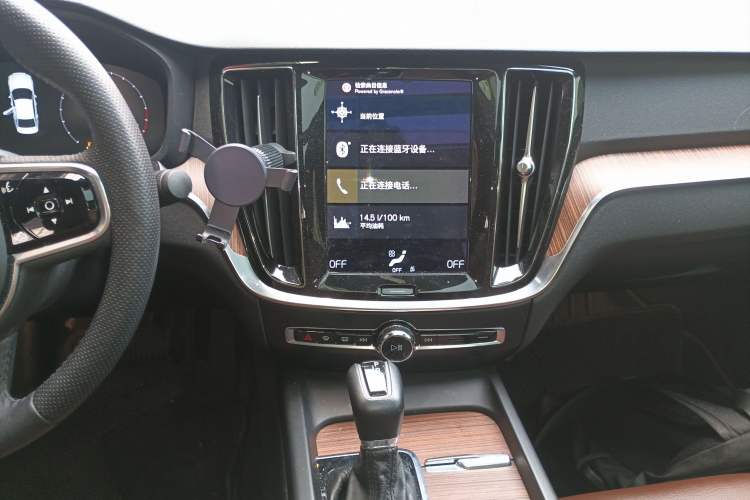 Used Volvo S60 2021 T4 Zhiyuan Luxury Edition Audio And AC Panel