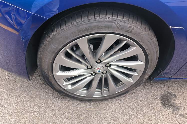 Used Buick LaCrosse 2025 Platinum Avia Edition