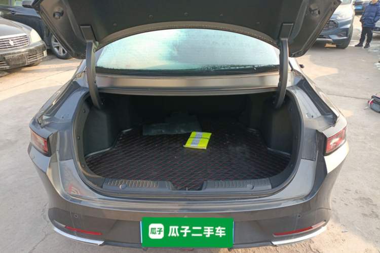 Used CHANGAN Eado DD 2023 Blue Whale NE 1.5T GDI DCT Flagship Model Trunk