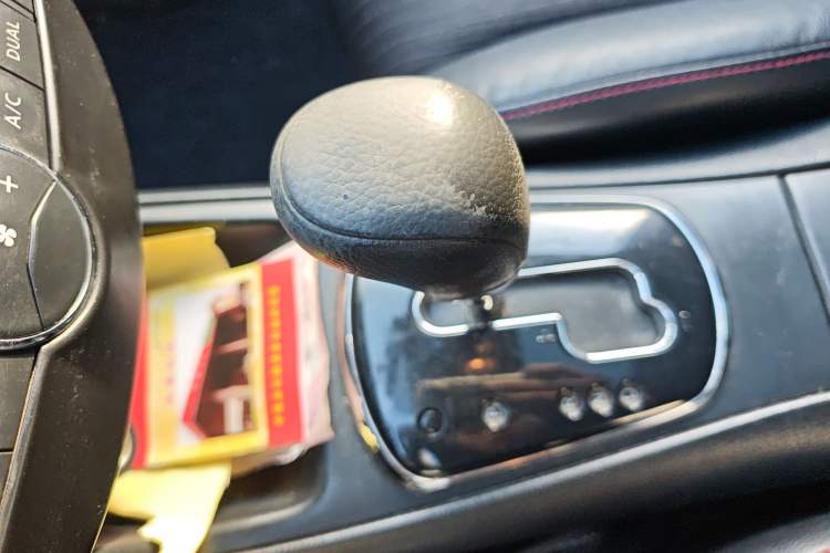 Used Nissan Tiida 2011 1.6T M-CVT Cool Edition
