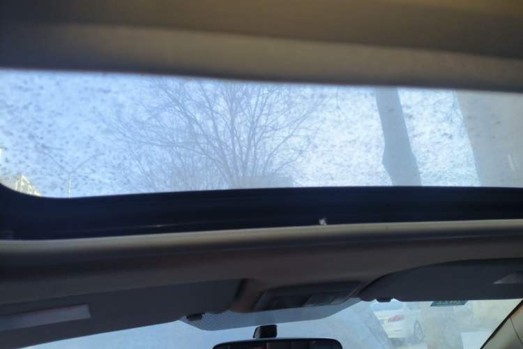 Used Suzuki SX4 2012 Ruiqi 1.8L Automatic Sport Model
