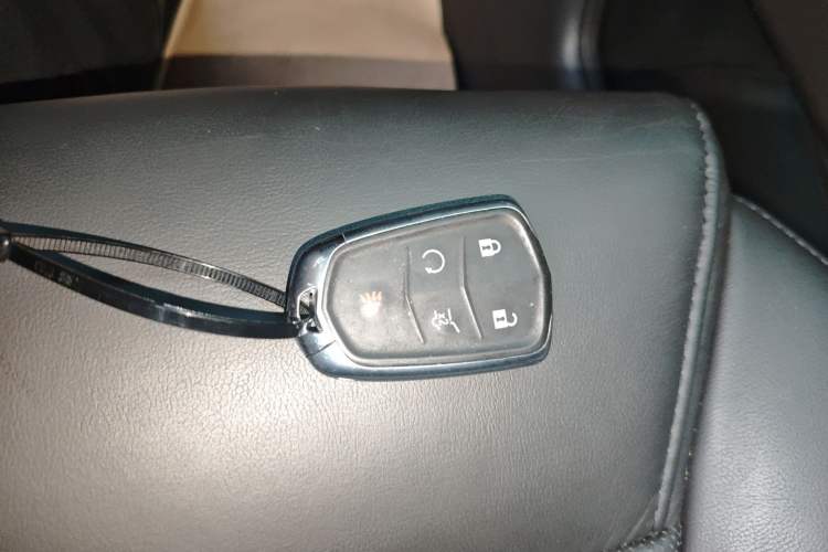 Used Cadillac XT5 2018 25T Luxury Model