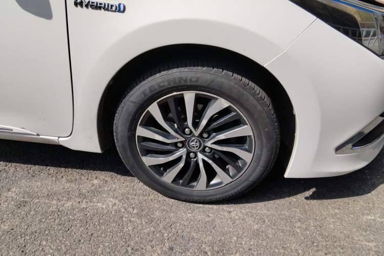 Used Toyota Corolla 2017 Revised Dual-Engine 1.8L E-CVT Leading Edition