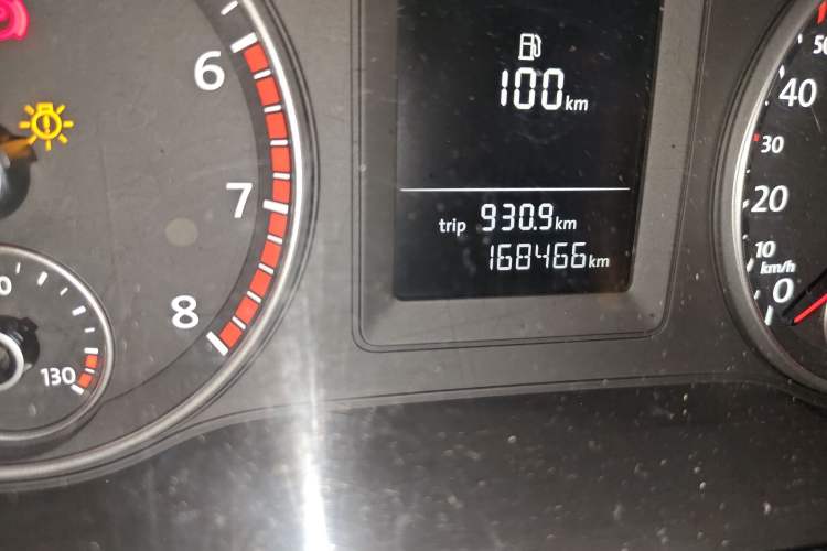 Used Volkswagen Sagitar 2012 1.4TSI Automatic Fashion Edition
