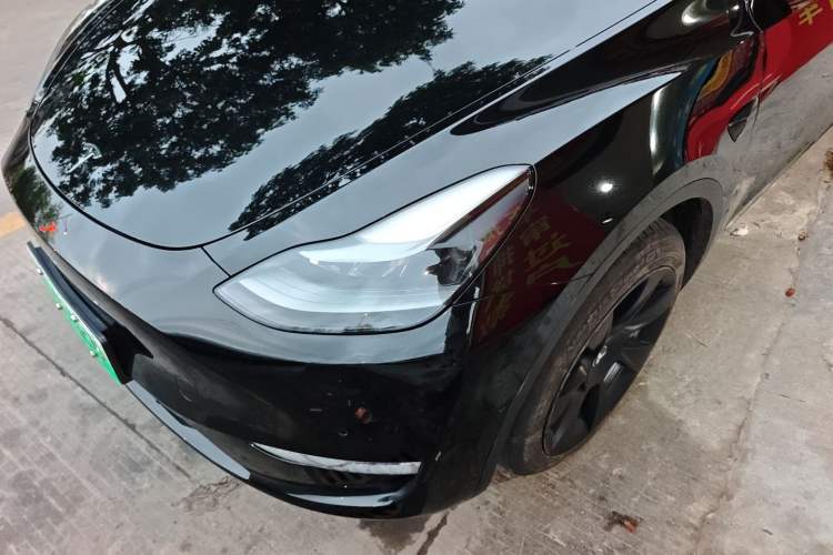 Used Tesla Model Y 2021 Long-Range All-Wheel-Drive Version
