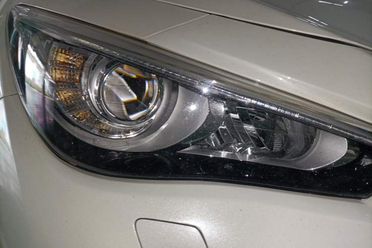 Used Infiniti Q50L 2018 2.0T Enjoyment Version China V Standard
