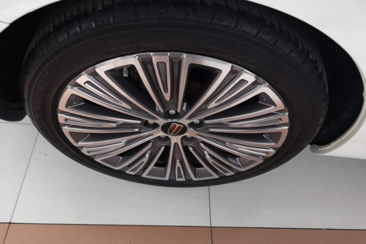 Used Hongqi H5 2022 Classic Model Facelift 1.5T DCT Qiyun Edition Exterior 5