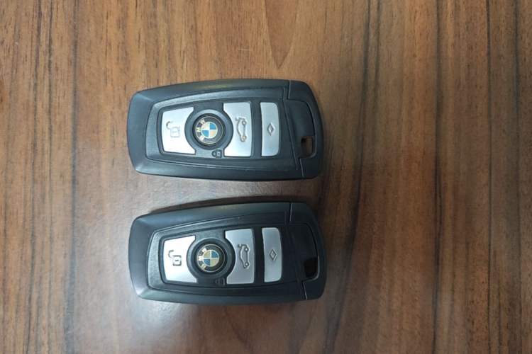 Used BMW 5 Series GT 2014 535i Leading Model