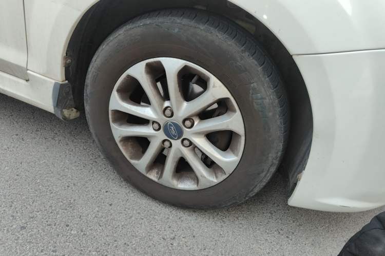 Used Ford Focus 2012 Hatchback Classic 1.8L Manual Fashion Edition