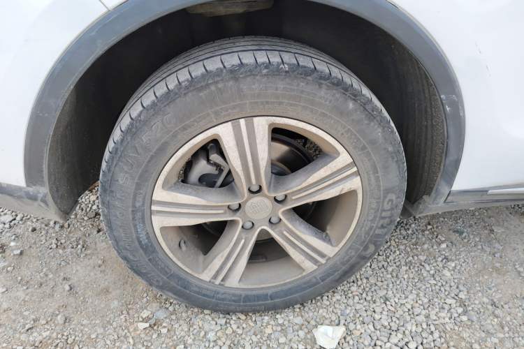 Used BYD Tang 2018 2.0T Automatic SmartConnect Luxury Edition 5 Seats China V Standard