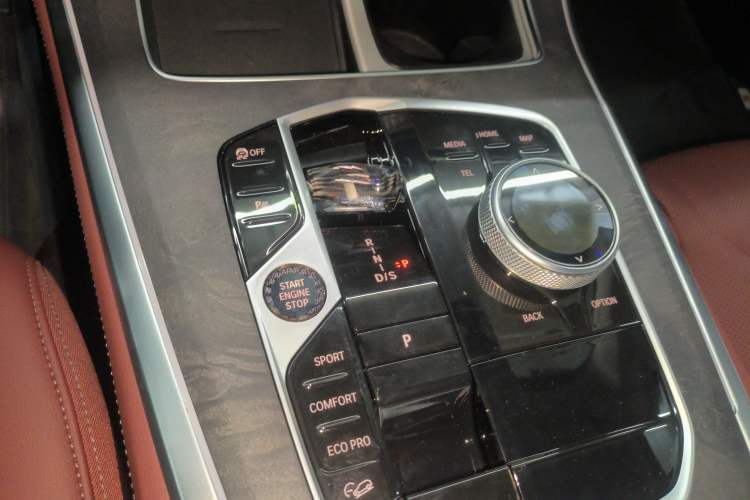 Used BMW X5 2026 Model, xDrive 30Li Prestige M Sport Night Package
