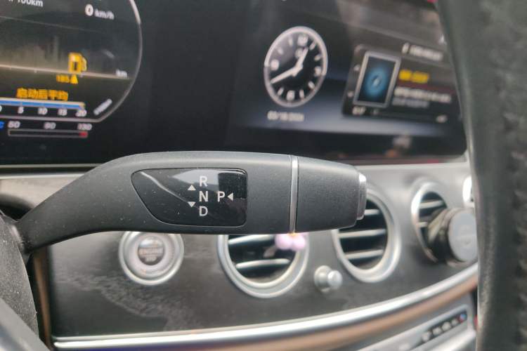 Used Mercedes-Benz E-Class 2018 Facelift E 200 L Sport Edition