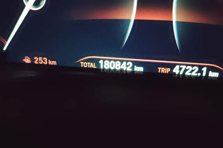 Used BMW X3 2018 xDrive25i Luxury Package China VI Emission Standard Odometer Close Up