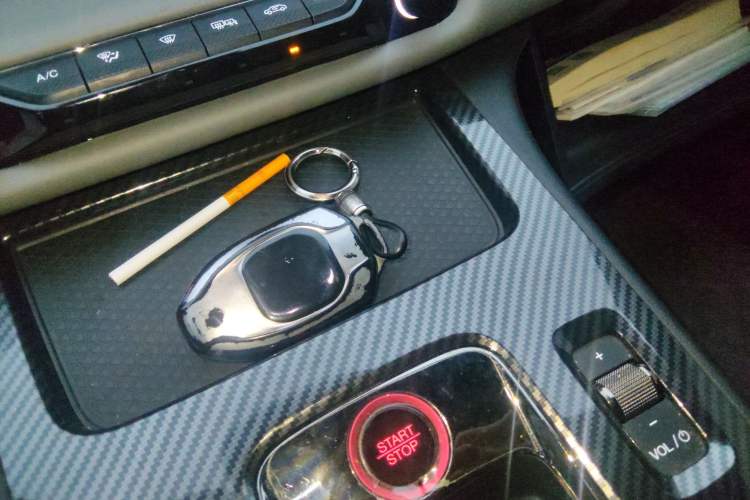 Used GAC Trumpchi EMPOW 2021 270T DCT J15 Version Vehicle Key