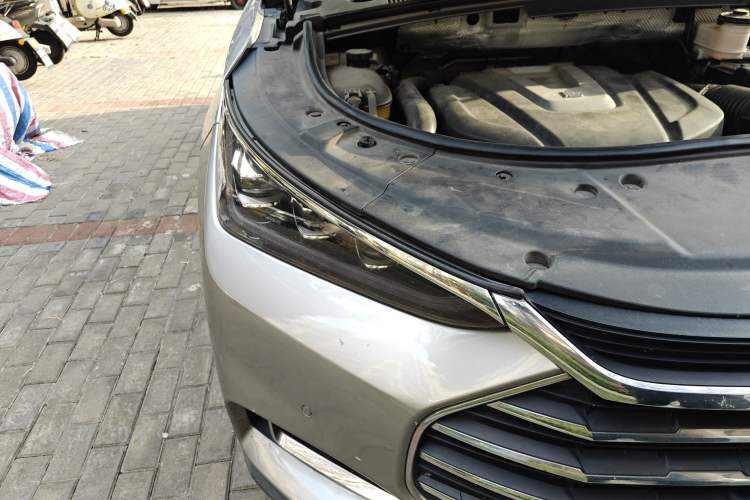 Used BYD Tang 2018 2.0T Automatic Smart Connect Prestige 7-Seater China V Standard