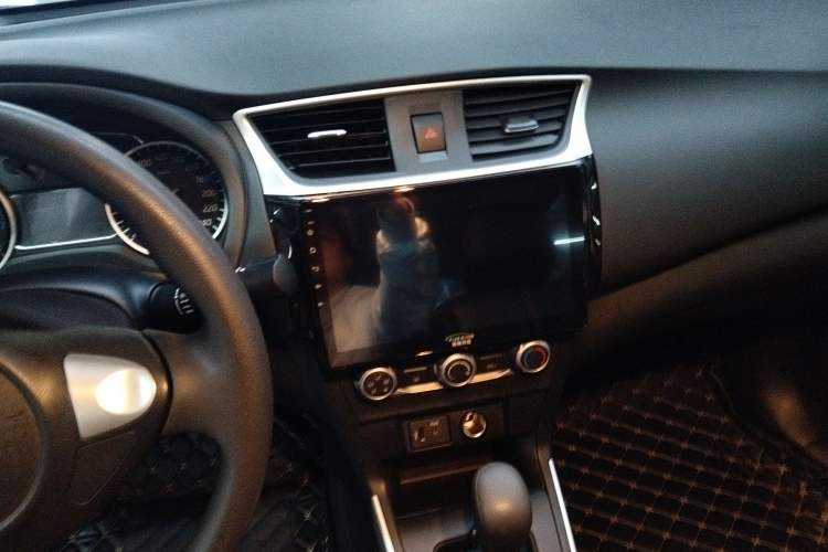 Used Nissan Sylphy 2022 Classic 1.6XE CVT Comfort Edition Audio And AC Panel