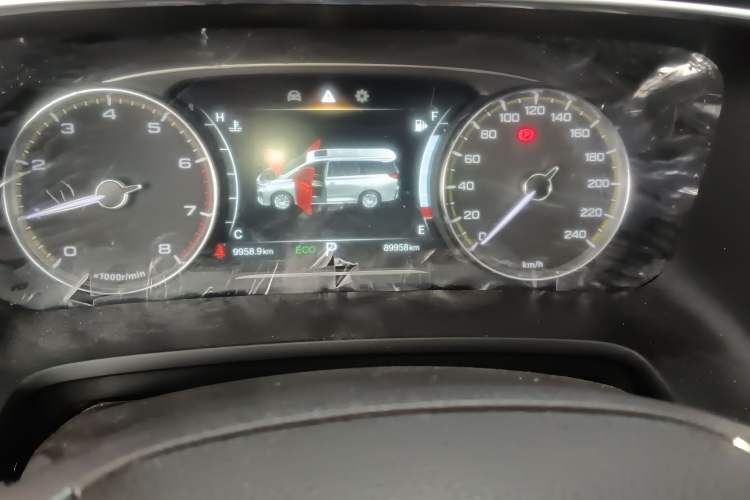Used GAC Trumpchi M8 2021 Lingxiu Series 390T Deluxe Edition Odometer Close Up