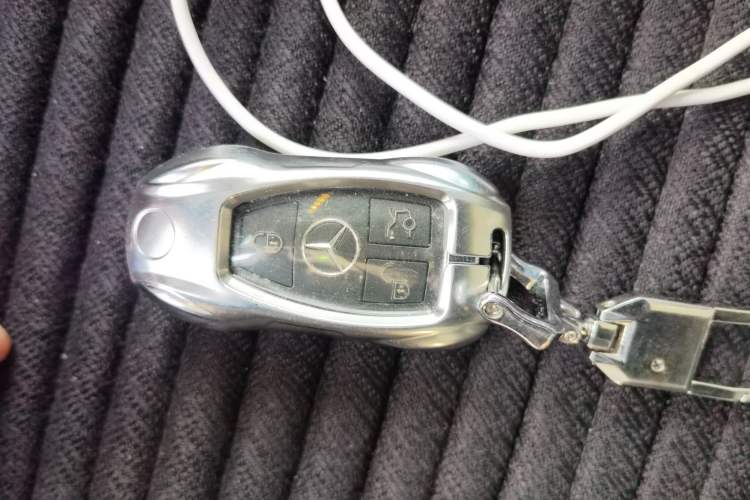 Used Mercedes-Benz GLC 2016 GLC 260 4MATIC Luxury Model