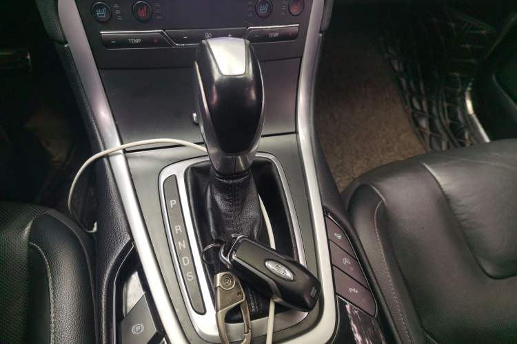 Used Ford Edge 2016 EcoBoost 245 Four-Wheel Drive Titanium 7-Seater
