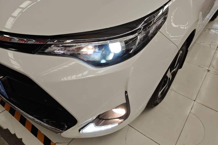 Used Toyota Levin 2017 Revised 185T CVT Elite Edition China V Standard Left Front Headlight