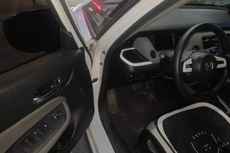 Used Honda LIFE 2021 1.5L CVT CRO-S Fun Edition Driver Seat