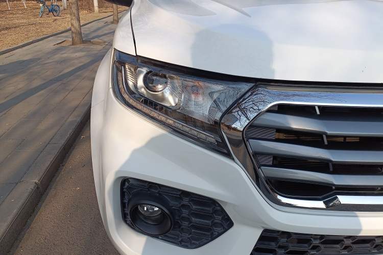 Used Great Wall Wingle 7 2019 2.0T Gasoline Two-Wheel Drive Value Edition China VI Standard Compact SUV GW4C20B