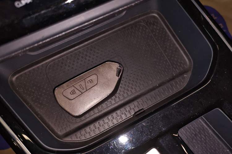 Used Volkswagen Lamando 2023 Lavida L 280TSI DSG Cool & Spicy Edition
