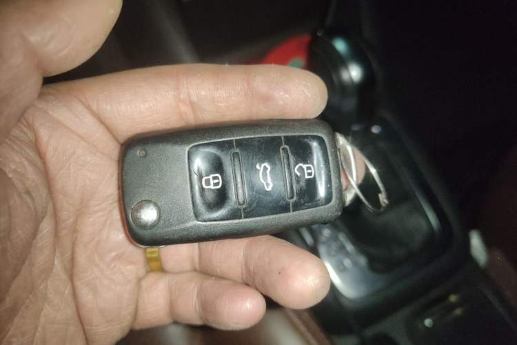 Used Volkswagen Tiguan 2013 1.8 TSI Automatic All-Wheel Drive Luxury Model Vehicle Key