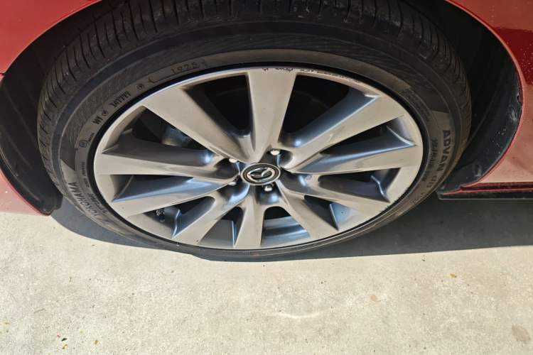 Used Mazda 3 Axela 2021 2.0L Automatic Zhiyao Edition
