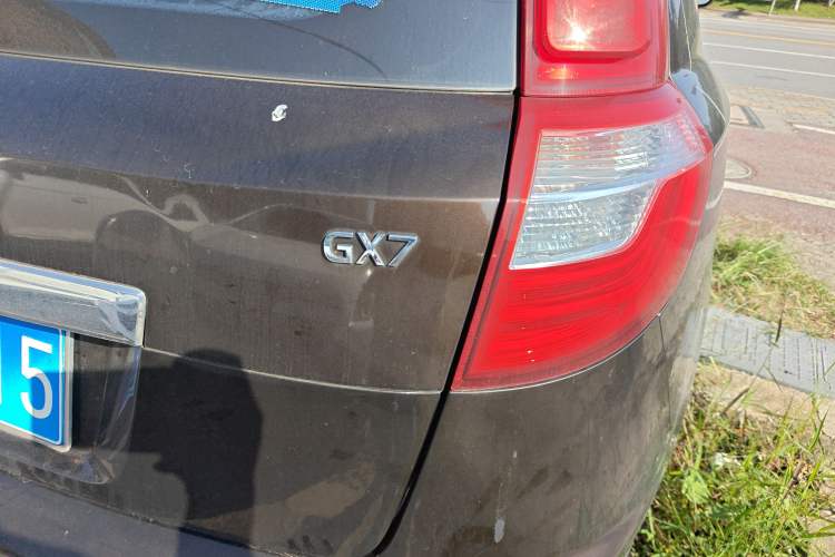 Used Geely Auto GX7 2015 Classic Edition 1.8L Manual Urban Model China IV
