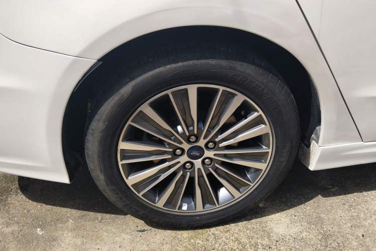 Used Ford Mondeo New Energy 2018 2.0 PHEV Smart-Controlled Fashion Edition China V Standard Exterior 5