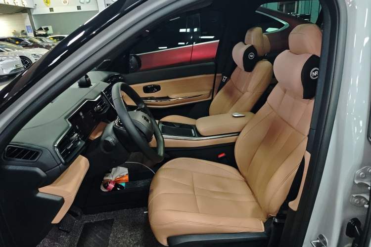 Used Nio ES8 2020 415 km Range 7-Seater Version
