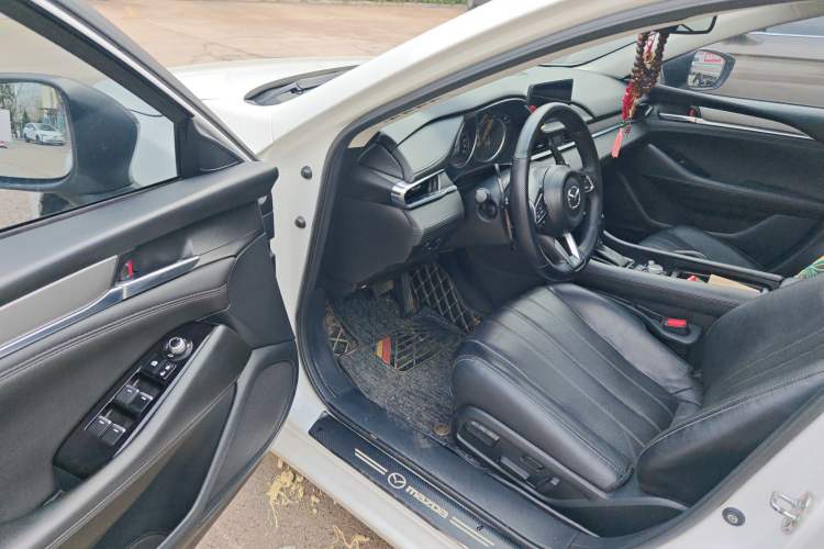 Used Mazda Atenza 2020 2.5L Skyline Sport Edition Driver Seat