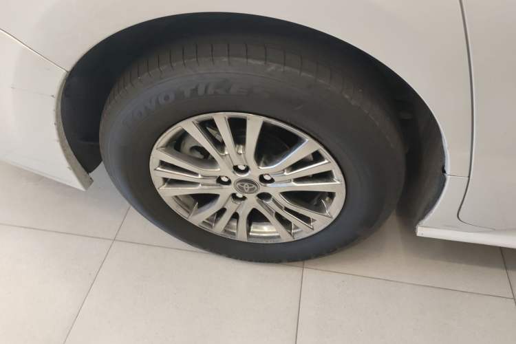 Used Toyota Sienna 2023 2.5L Hybrid Comfort Edition