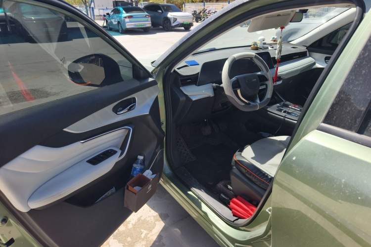 Used Venucia V DD-i 2023 60km iD Version Driver Seat