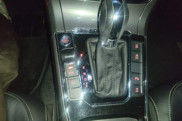 Used Volkswagen Passat 2017 330TSI DSG Luxury Edition