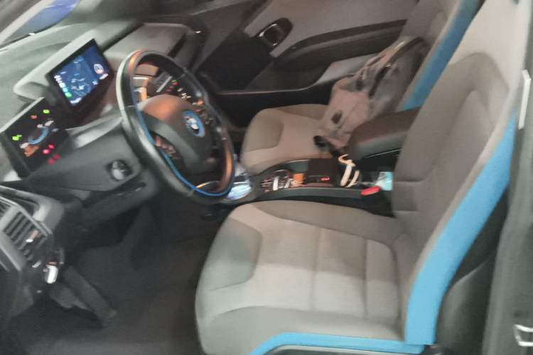 Used BMW i3 2019 Fast Charging Edition
