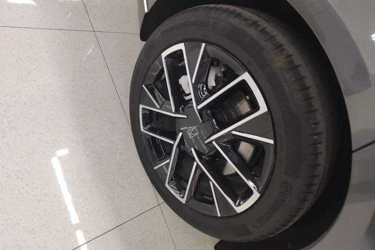 Used Avatr 06 2025 Ultra Pure Electric Edition