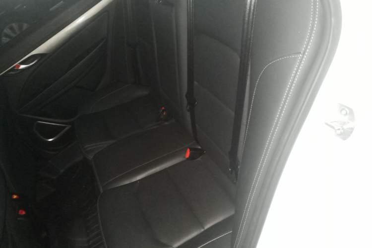 Used Geely Auto Emgrand 2019 Leading Edition 1.5L CVT Luxury Model China VI Standard
