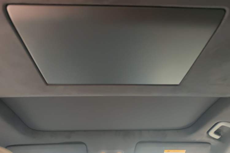 Used ONVO Luxeed L90 2025 Model—Max Six-Seater Version