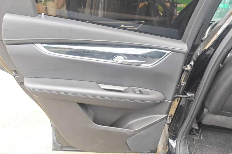 Used Cadillac XT5 2023 2.0T Two-Wheel-Drive Fashion Edition