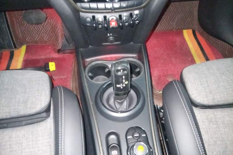 Used MINI Countryman 2019 1.5T COOPER ALL4 Classic Weekend Travel Edition