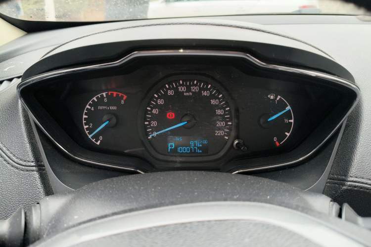 Used Ford Escort 2015 1.5L Automatic Fashion Model Instrument Cluster