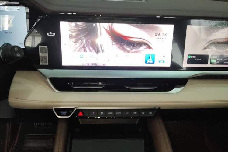 Used Geely Auto Monjaro L 2024 2.0TD High-Power Automatic Two-Wheel Drive Yunqi Version
