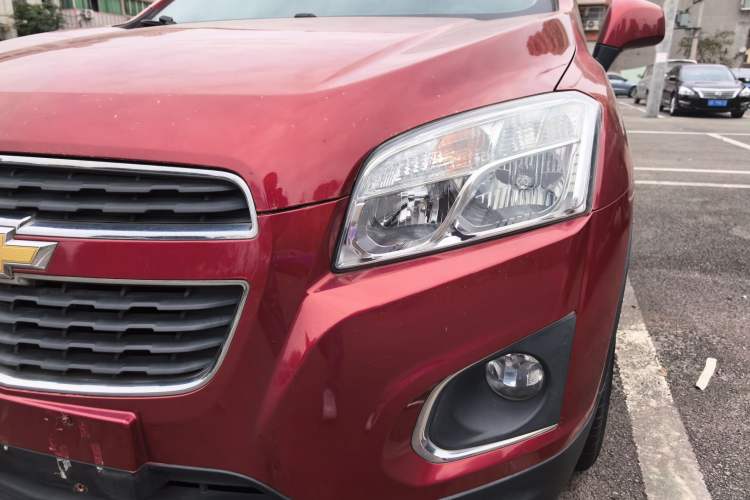 Used Chevrolet Trax 2016 1.4T Manual Two-Wheel Drive Comfort Version with Sunroof