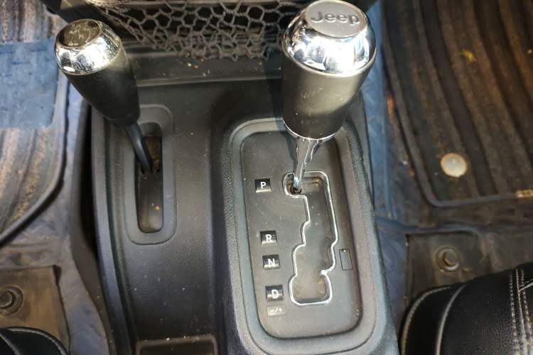 Used Jeep Wrangler 2015 2.8TD Sahara Four-Door Comfort Edition